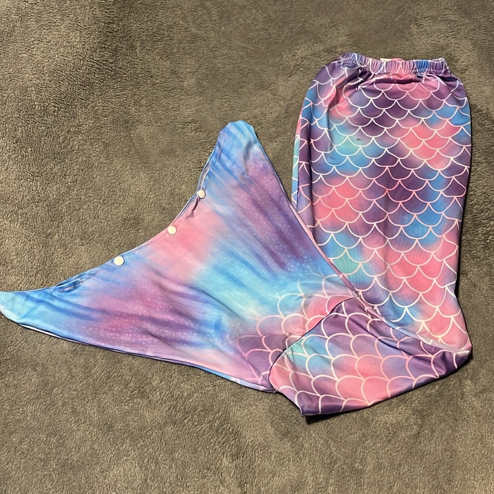 Girls Mermaid Swimming Set - Bikini Costume, Sz 5-6 - Picture 5 of 6
